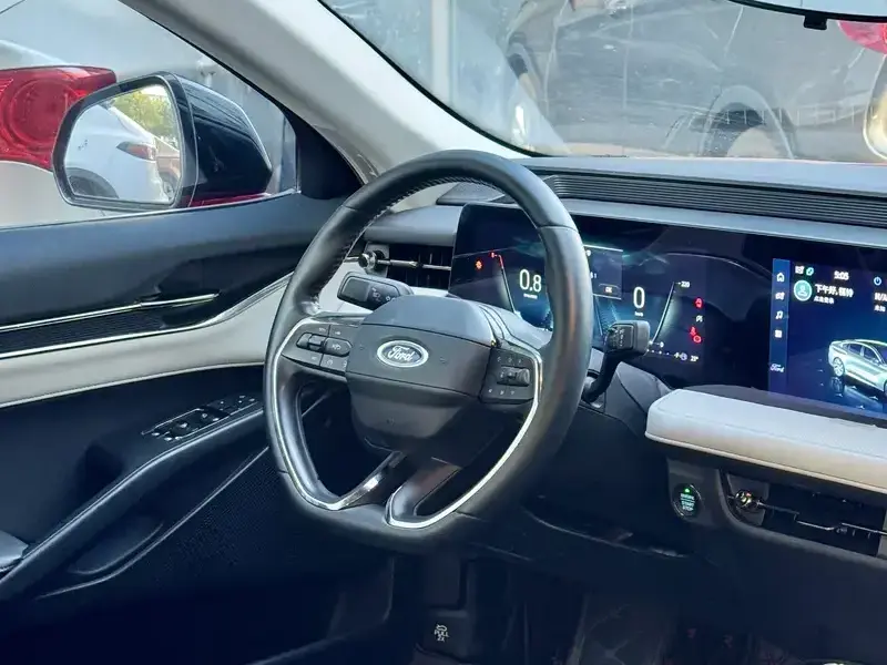 2022 Ford Mondeo с пробегом 74 000 км