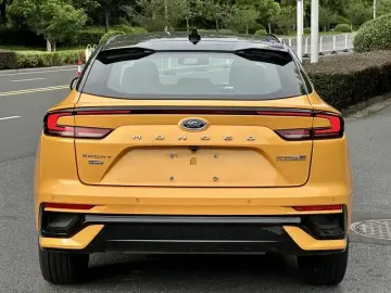 2024 Ford Mondeo с пробегом 25 000 км