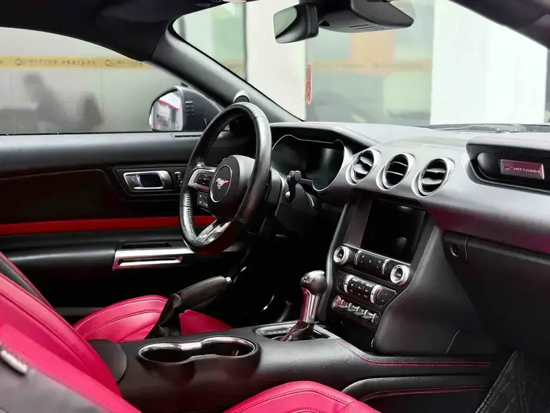 2021 Ford Mustang с пробегом 81 000 км