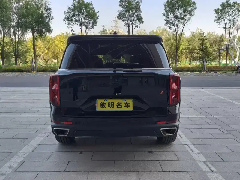 2024 GAC Trumpchi GS8 с пробегом 27 000 км