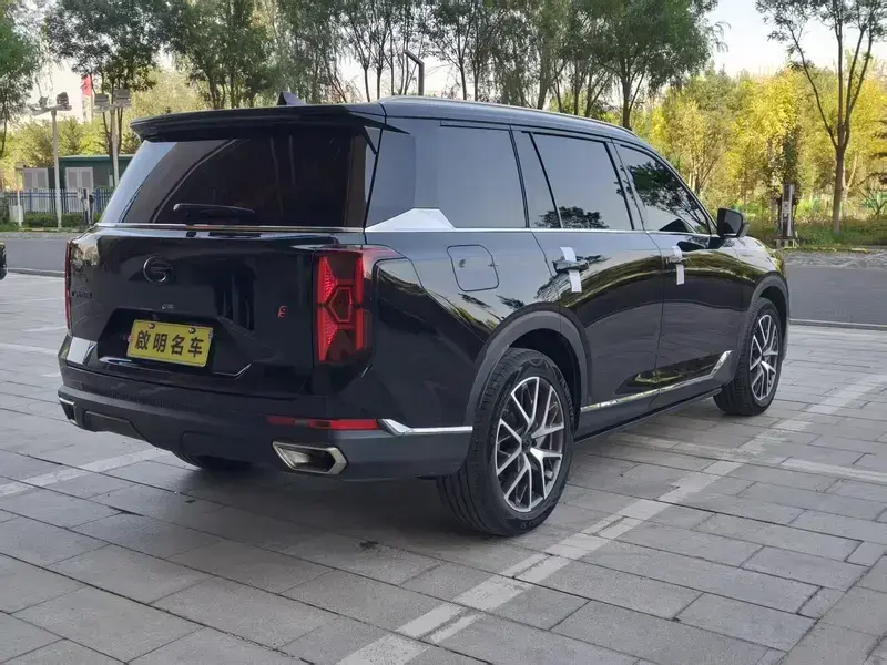 2024 GAC Trumpchi GS8 с пробегом 27 000 км