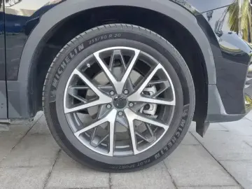 2024 GAC Trumpchi GS8 с пробегом 27 000 км