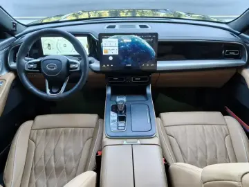 2024 GAC Trumpchi GS8 с пробегом 27 000 км