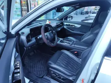 2022 GAC Trumpchi GS8 с пробегом 28 200 км