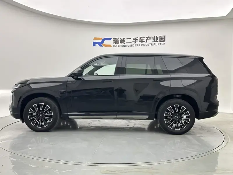 2025 GAC Trumpchi S7 с пробегом 200 км