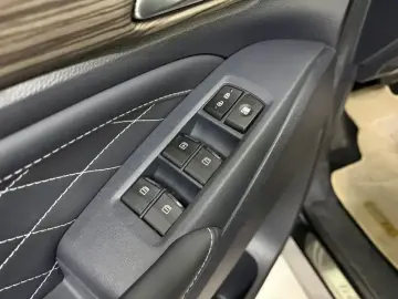 2020 GAC Trumpchi M8 с пробегом 37 000 км
