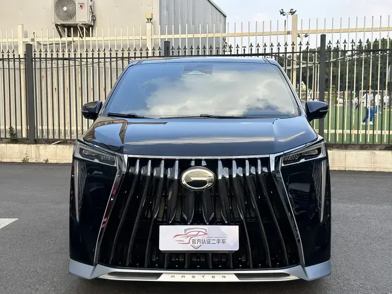 2026 GAC Trumpchi M8 с пробегом 16 000 км