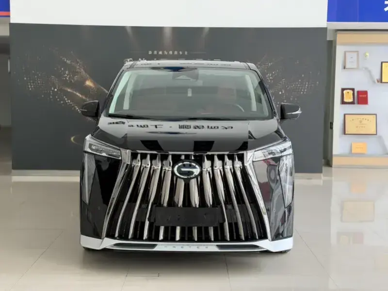 2025 GAC Trumpchi E9 с пробегом 31 000 км