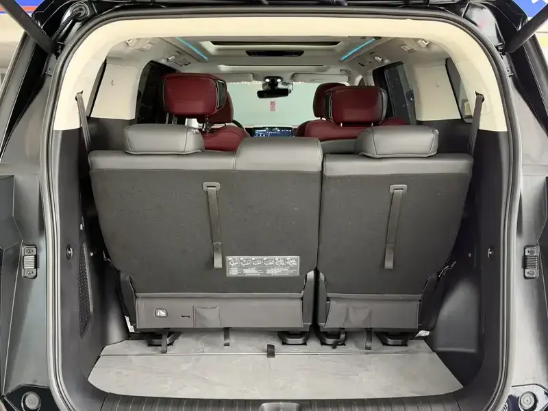 2025 GAC Trumpchi E9 с пробегом 31 000 км