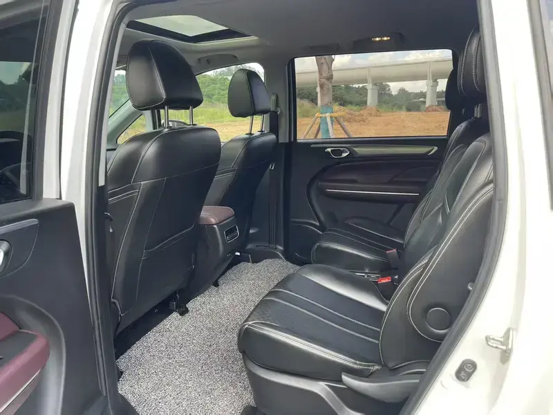 2021 GAC Trumpchi M6 с пробегом 44 000 км