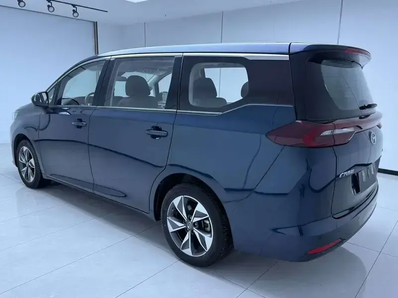 2021 GAC Trumpchi M6 с пробегом 600 км