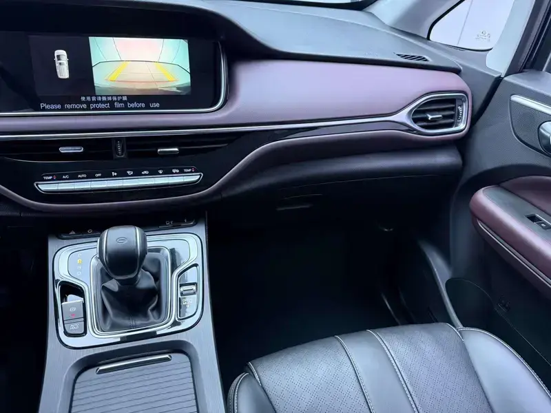 2021 GAC Trumpchi M6 с пробегом 600 км