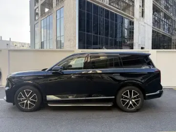 2024 GAC Trumpchi ES9 с пробегом 56 000 км