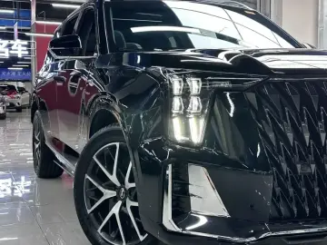 2024 GAC Trumpchi ES9 с пробегом 22 600 км