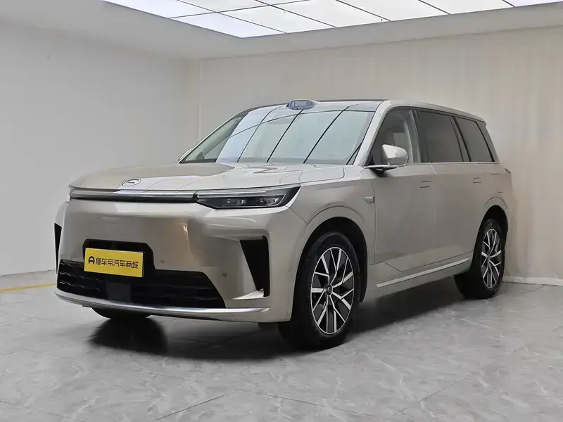 2025 GAC Trumpchi S9 с пробегом 13 500 км