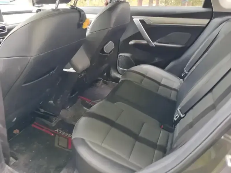 2023 Geely Binyue с пробегом 24 000 км