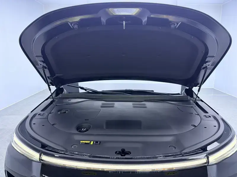 2025 GAC Trumpchi S9 с пробегом 8 400 км