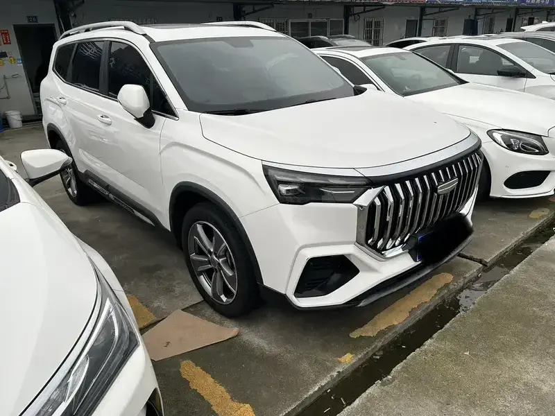 2023 Geely Haoyue L с пробегом 56 000 км