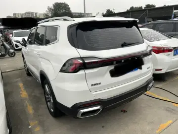 2023 Geely Haoyue L с пробегом 56 000 км