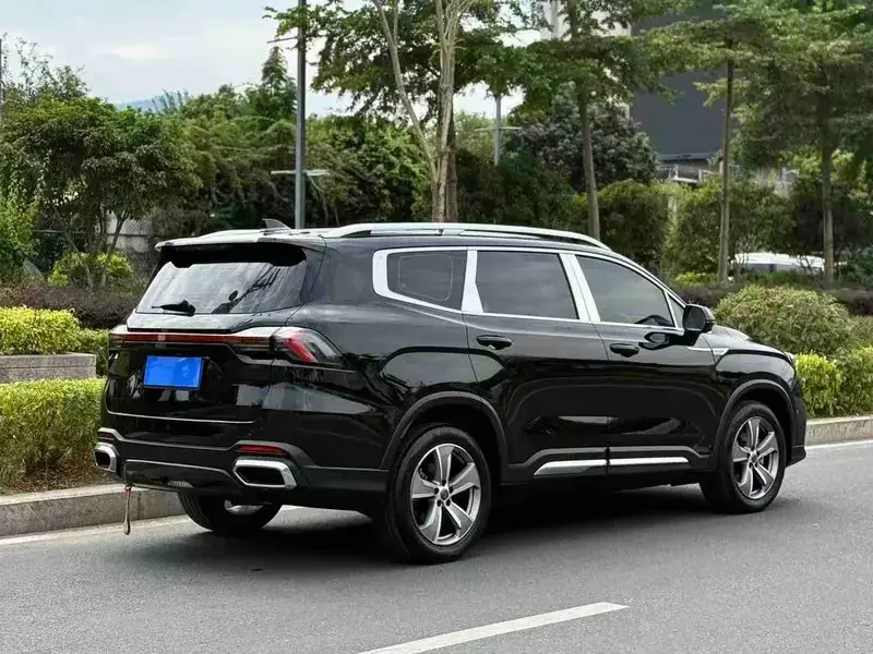 2023 Geely Haoyue L с пробегом 44 000 км