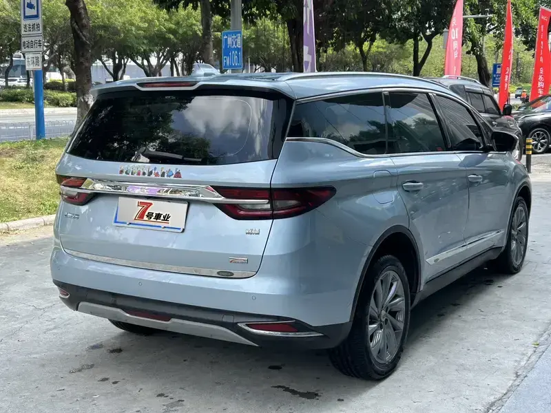 2021 Geely Jiaji с пробегом 28 000 км