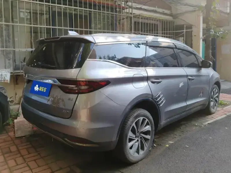 2019 Geely Jiaji с пробегом 84 000 км
