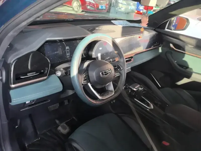 2021 Geely Monjaro с пробегом 44 000 км