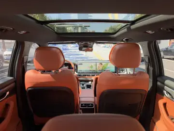 2026 Geely Monjaro с пробегом 2 000 км