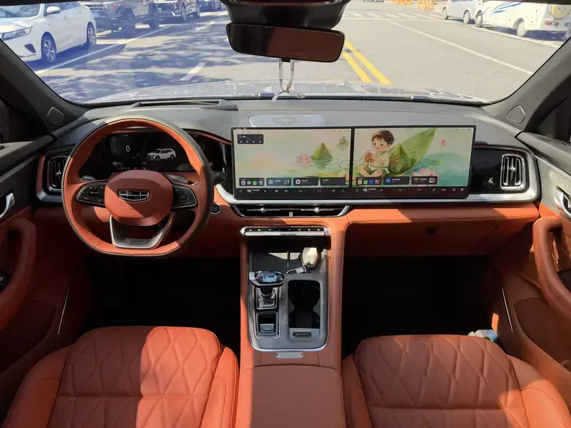 2026 Geely Monjaro с пробегом 2 000 км