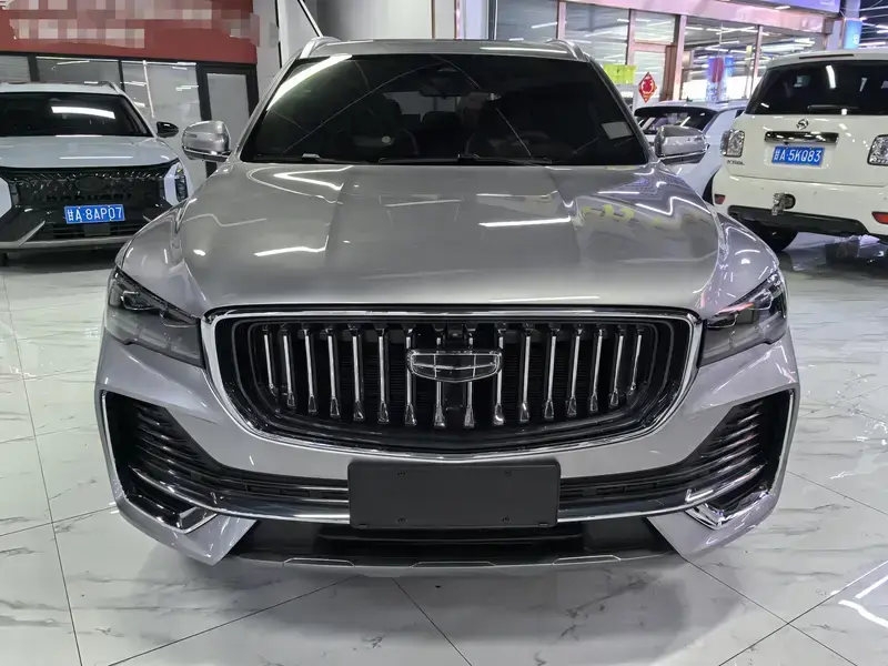2024 Geely Monjaro с пробегом 21 000 км