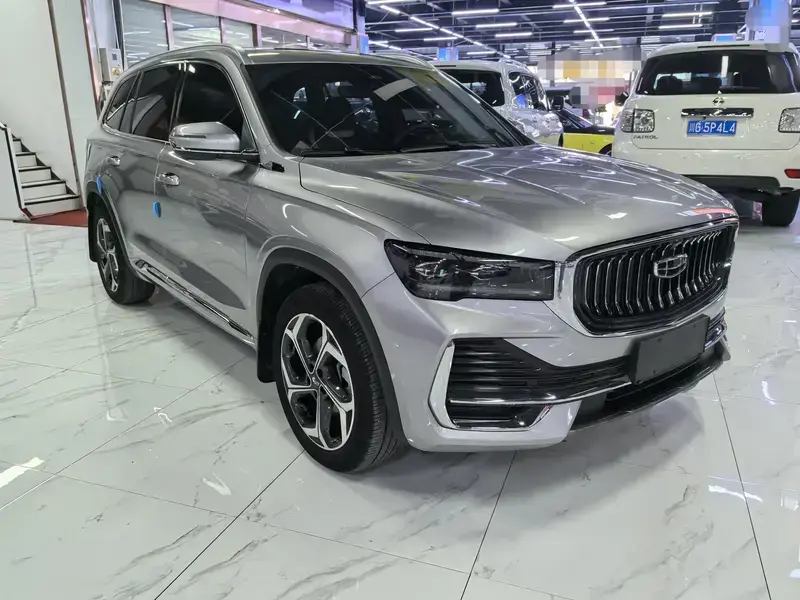 2024 Geely Monjaro с пробегом 21 000 км