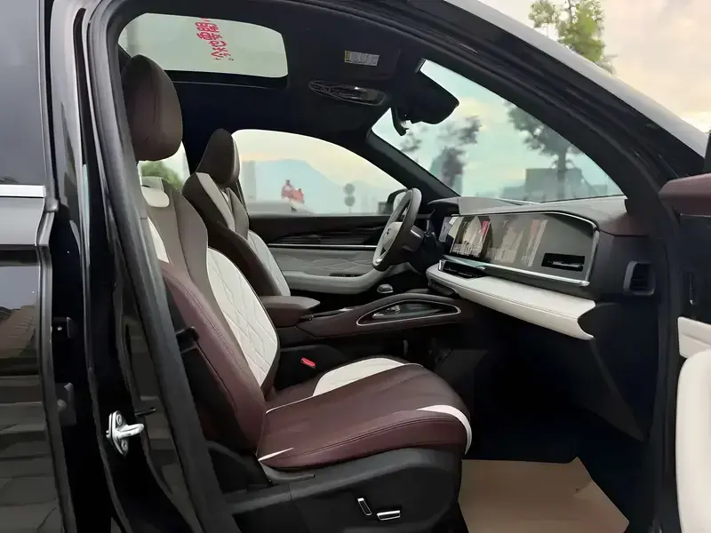 2021 Geely Monjaro с пробегом 44 000 км