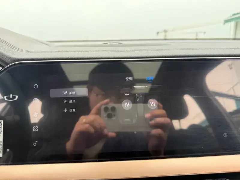 2021 Geely Monjaro с пробегом 40 000 км