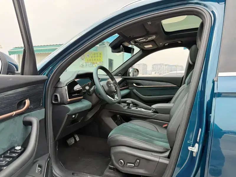 2021 Geely Monjaro с пробегом 40 000 км