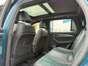 2021 Geely Monjaro с пробегом 40 000 км