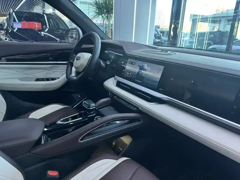 2024 Geely Monjaro с пробегом 47 200 км
