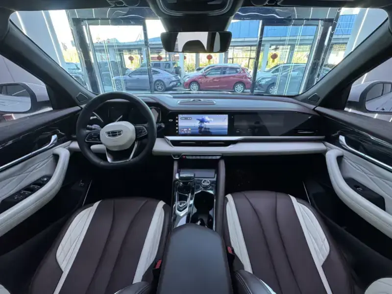 2024 Geely Monjaro с пробегом 47 200 км