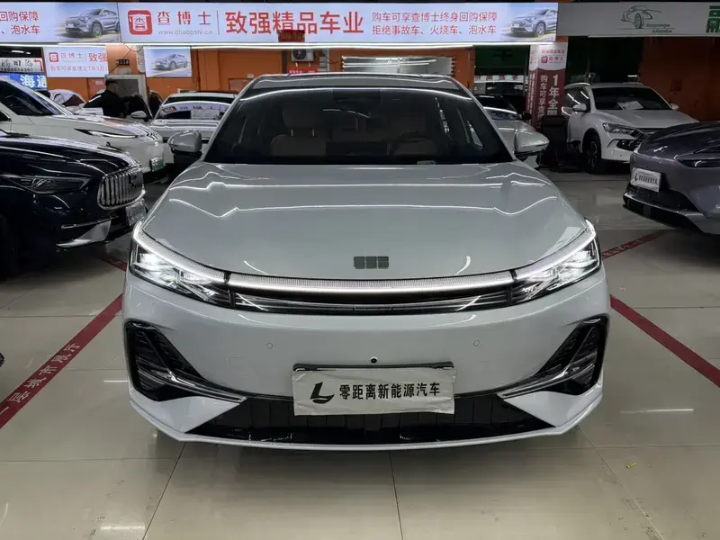 2026 Geely Galaxy A7 с пробегом 2 000 км