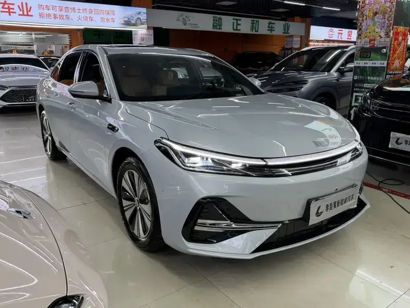 2026 Geely Galaxy A7 с пробегом 2 000 км