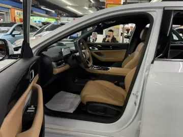 2026 Geely Galaxy A7 с пробегом 2 000 км