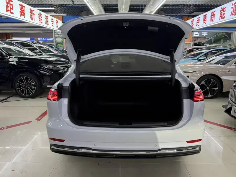 2026 Geely Galaxy A7 с пробегом 2 000 км
