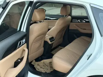 2025 Geely Galaxy A7 с пробегом 9 000 км
