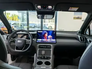 2026 Geely Galaxy M7 с пробегом 9 100 км