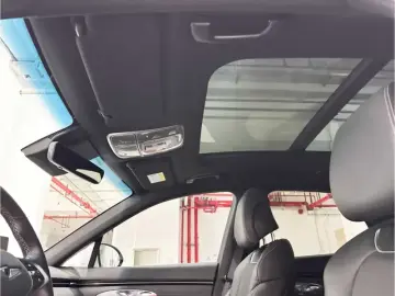 2023 Genesis GV70 с пробегом 30 400 км