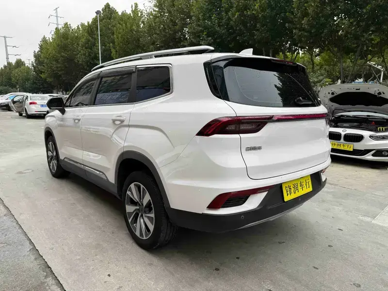 2020 Geely Okavango с пробегом 76 000 км