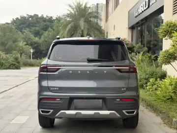 2022 Geely Okavango с пробегом 30 000 км