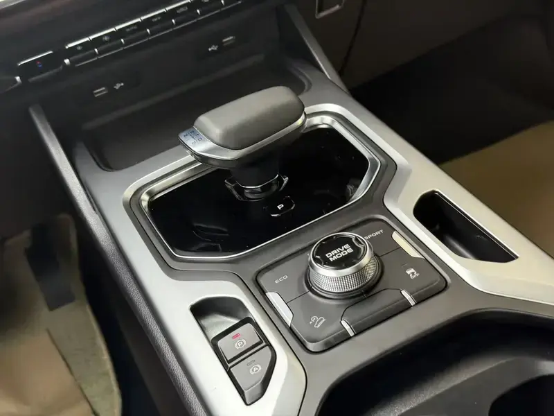 2022 Geely Okavango с пробегом 30 000 км