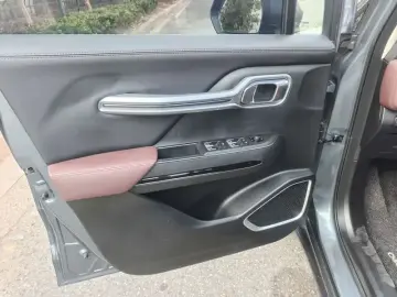 2022 Geely Okavango с пробегом 58 100 км