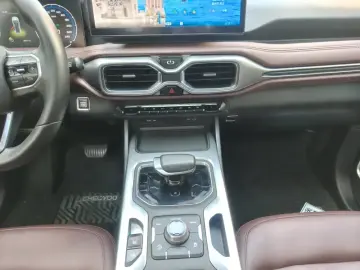2022 Geely Okavango с пробегом 58 100 км