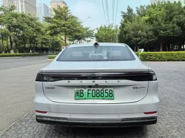 2026 Geely Galaxy A7 с пробегом 1 000 км